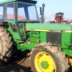 foto 103HP traktor JD3340 Deere