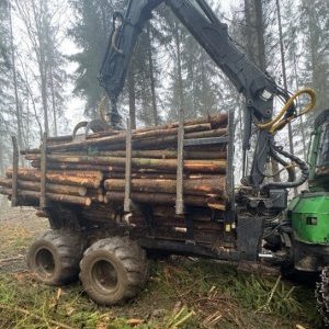 foto 16.5t forwarder 8W lade 11t JohnDeere 1010E